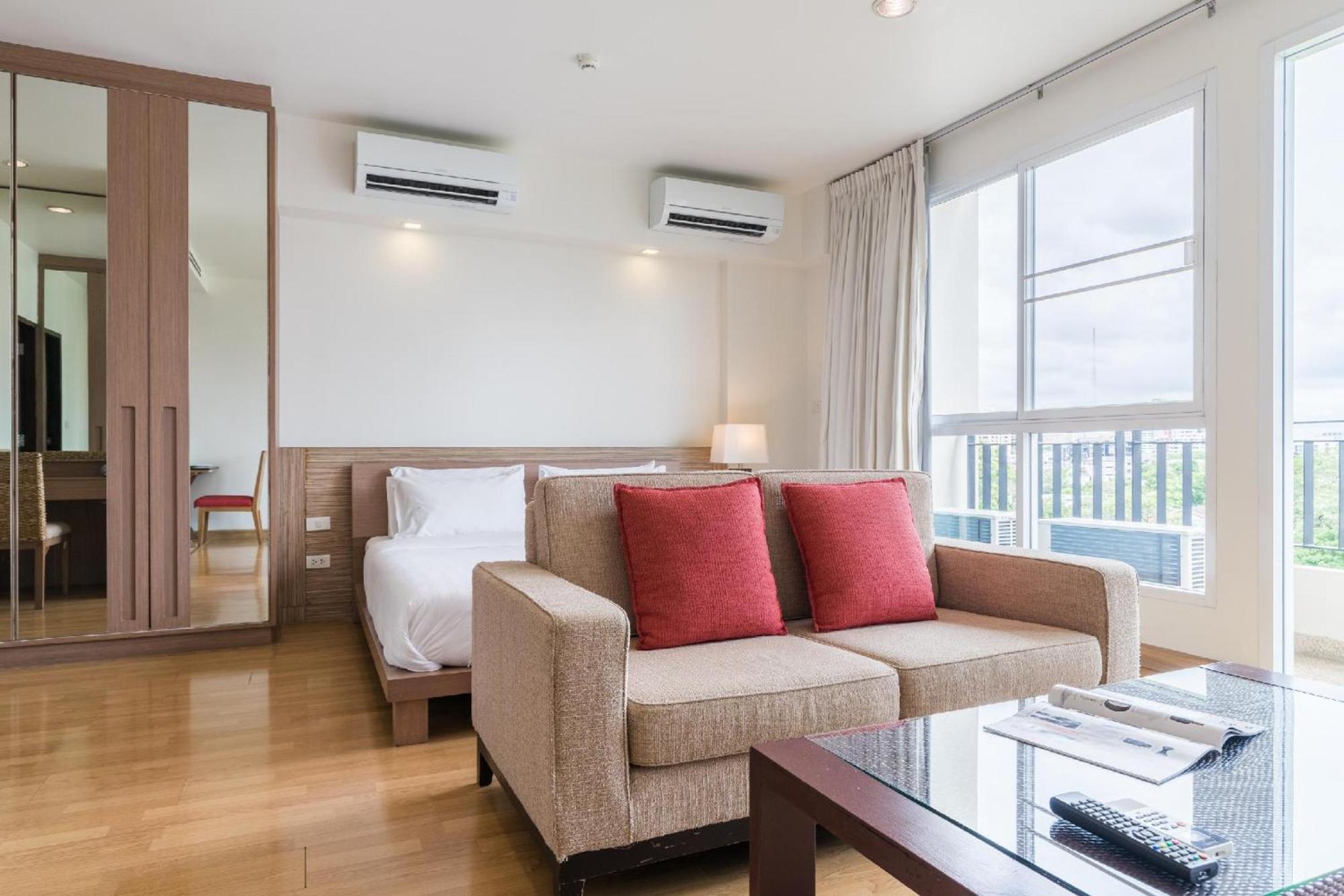 Aparthotel Bangkok Patio Bts Sanam Pao Exterior foto